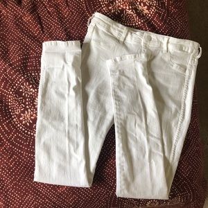White skinny jeans